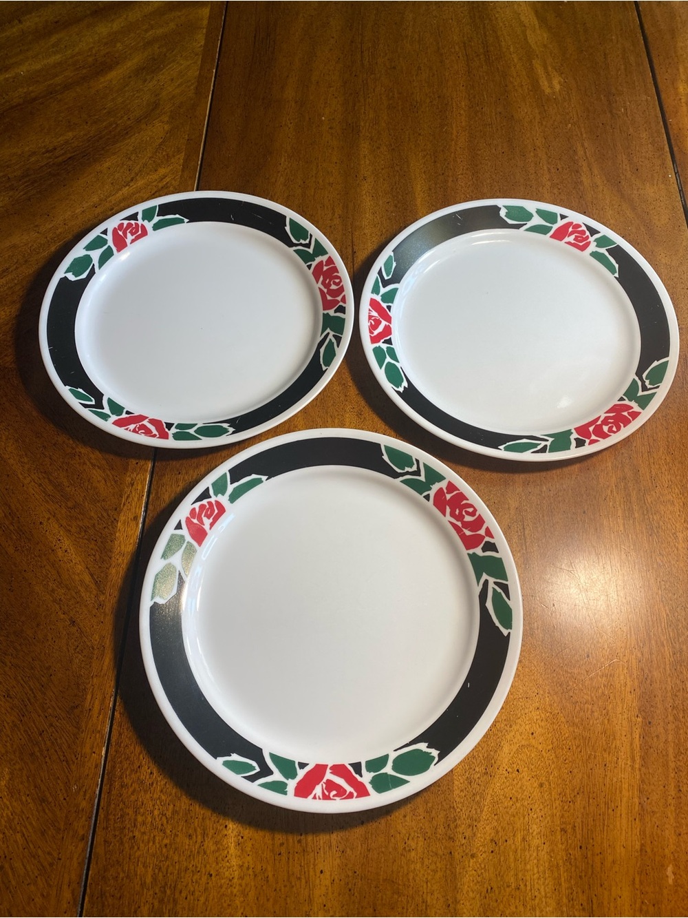 Corelle Madrid 10.25” Dinner Plates with Black Rim and Red Rose Motif